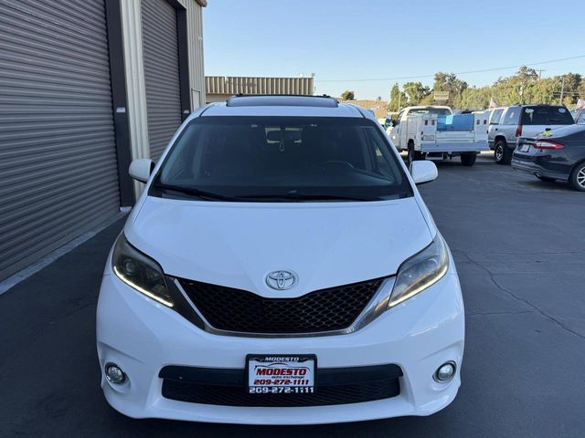 2015 Toyota Sienna
