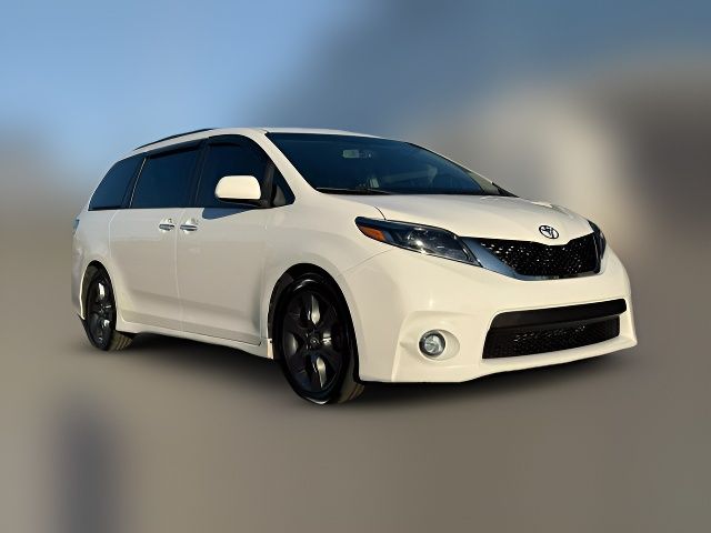 2015 Toyota Sienna SE