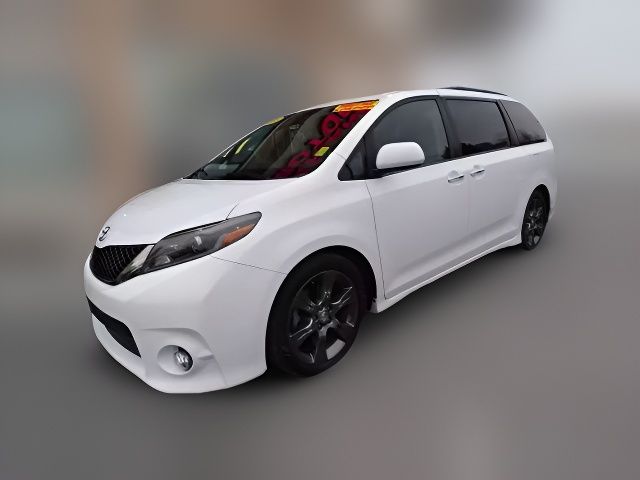 2015 Toyota Sienna SE