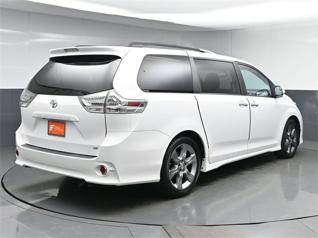 2015 Toyota Sienna SE Premium