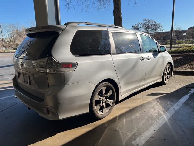 2015 Toyota Sienna SE Premium