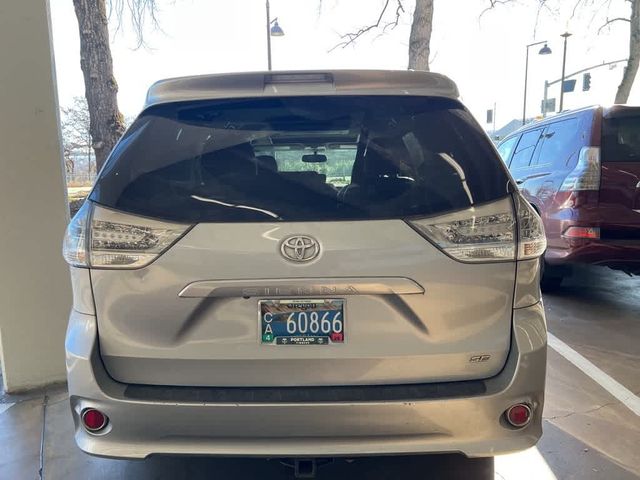 2015 Toyota Sienna SE Premium