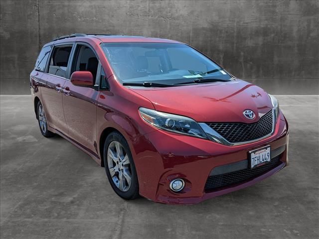 2015 Toyota Sienna SE Premium