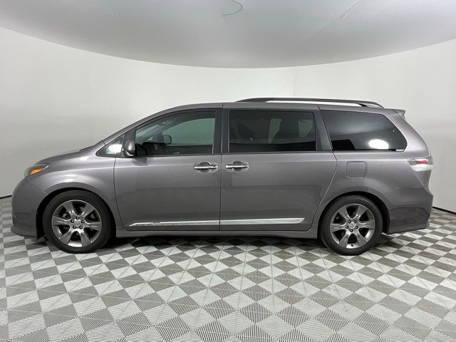 2015 Toyota Sienna SE Premium