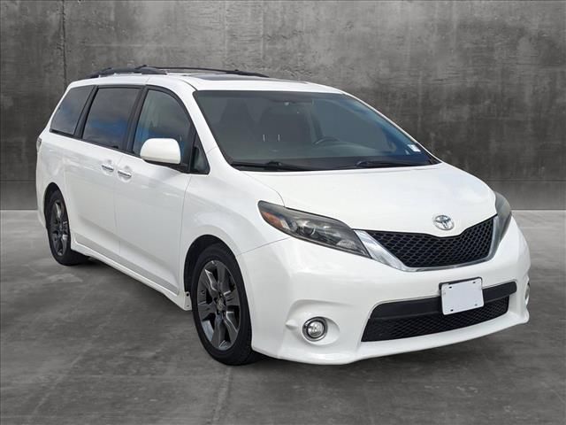 2015 Toyota Sienna SE Premium