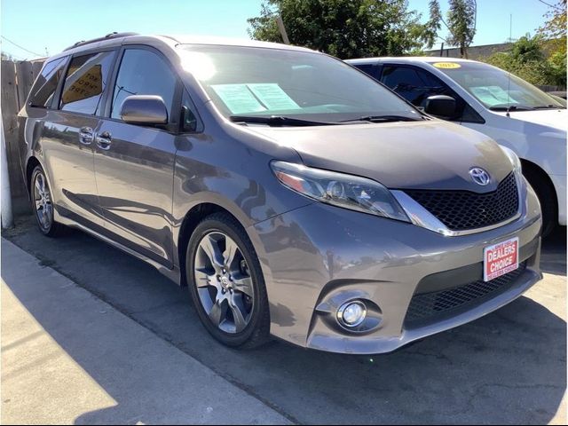 2015 Toyota Sienna SE Premium