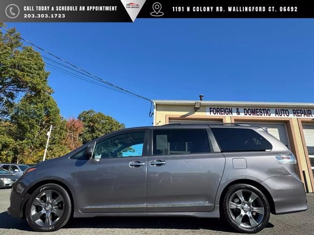 2015 Toyota Sienna SE Premium