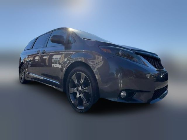 2015 Toyota Sienna SE Premium