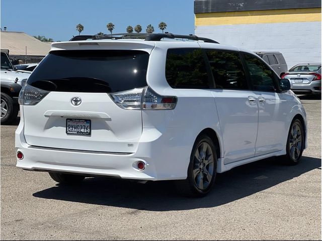 2015 Toyota Sienna SE Premium