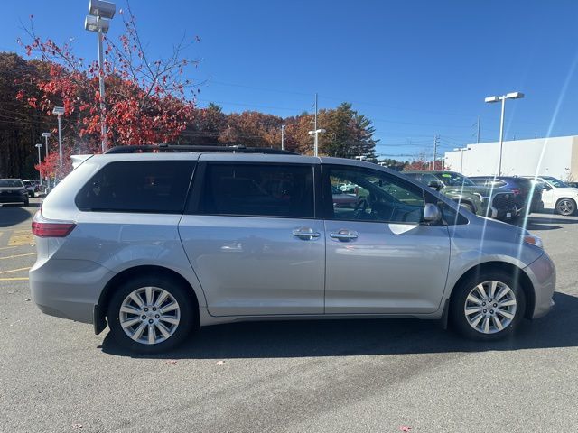 2015 Toyota Sienna 