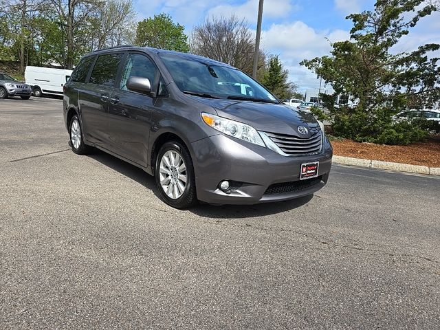 2015 Toyota Sienna 