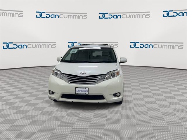 2015 Toyota Sienna 