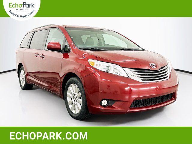 2015 Toyota Sienna XLE