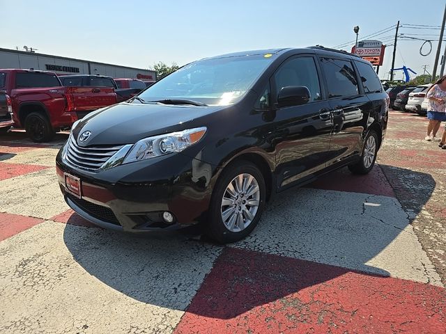 2015 Toyota Sienna XLE Premium