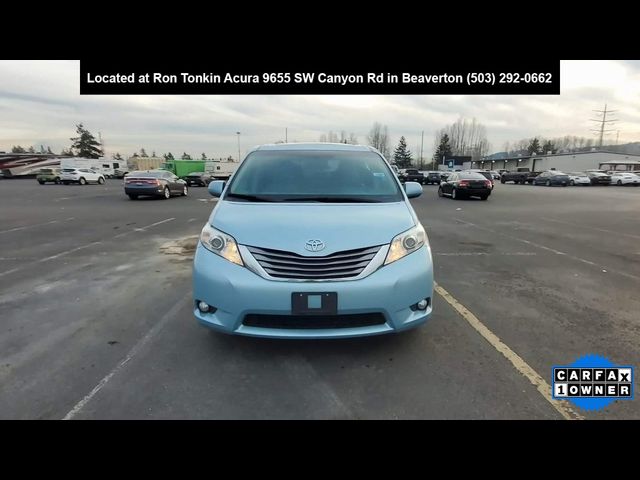 2015 Toyota Sienna 