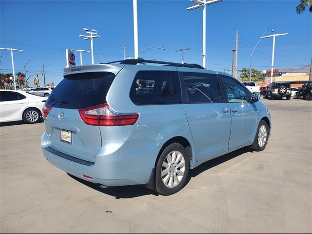 2015 Toyota Sienna XLE