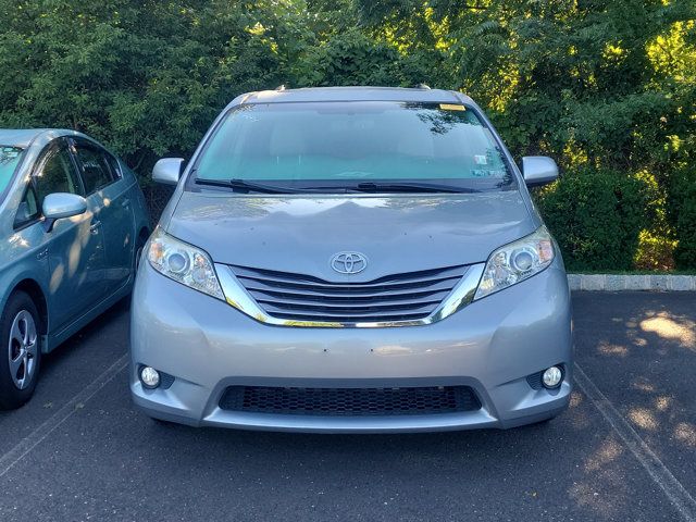 2015 Toyota Sienna XLE Premium