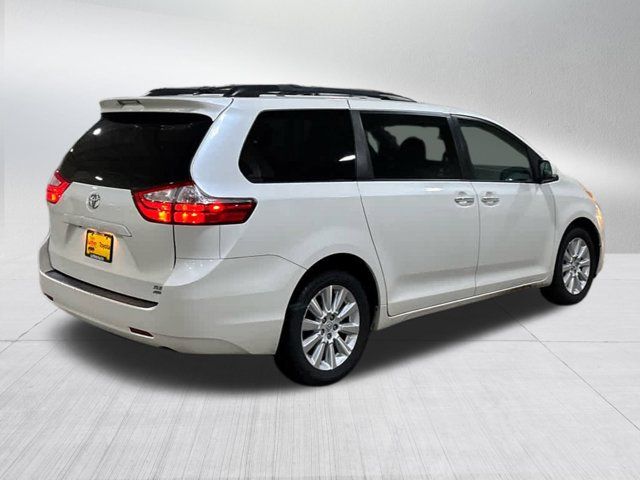 2015 Toyota Sienna XLE