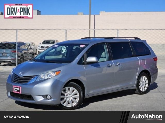 2015 Toyota Sienna XLE