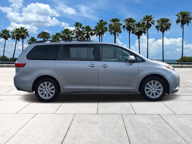 2015 Toyota Sienna XLE