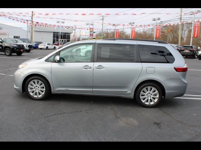 2015 Toyota Sienna 