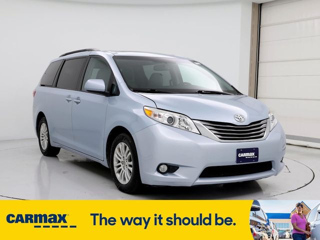 2015 Toyota Sienna XLE