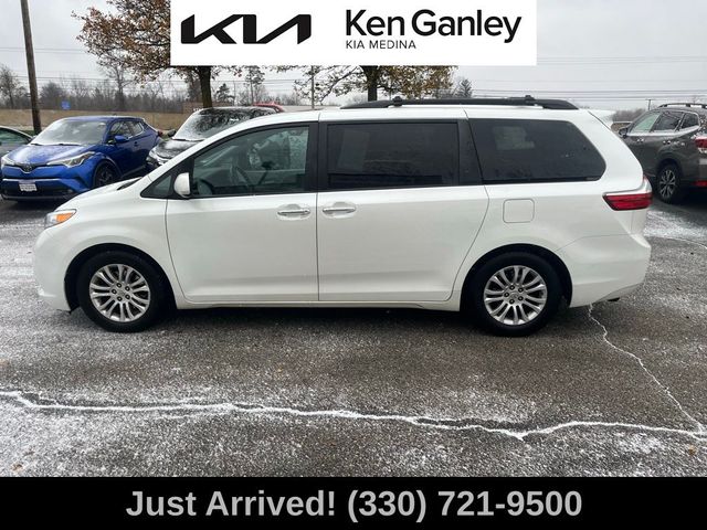 2015 Toyota Sienna XLE