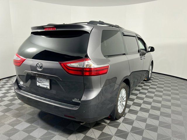 2015 Toyota Sienna XLE