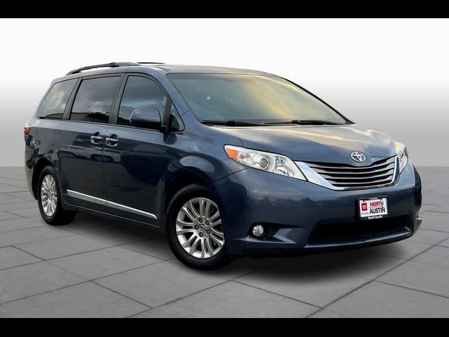 2015 Toyota Sienna XLE