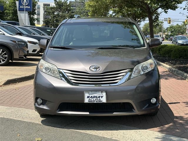 2015 Toyota Sienna XLE