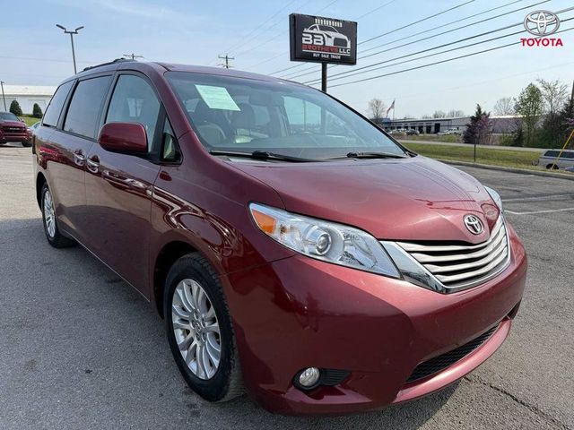 2015 Toyota Sienna XLE