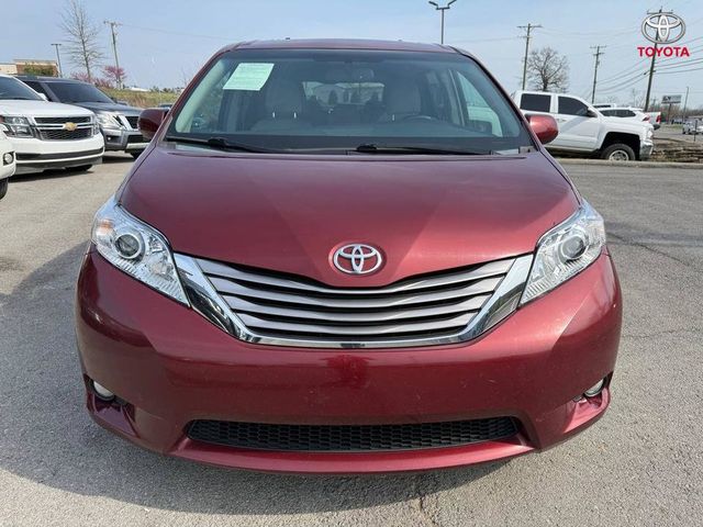 2015 Toyota Sienna XLE