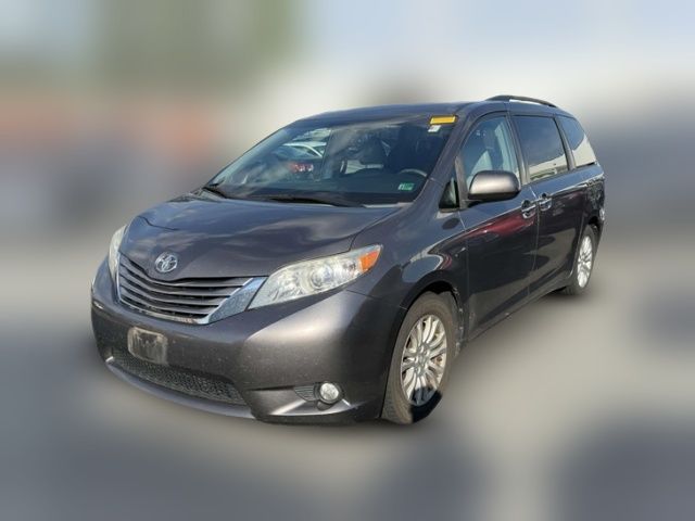 2015 Toyota Sienna XLE