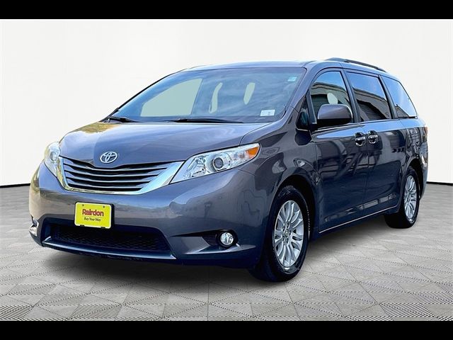 2015 Toyota Sienna XLE