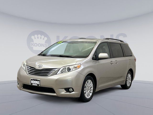 2015 Toyota Sienna XLE