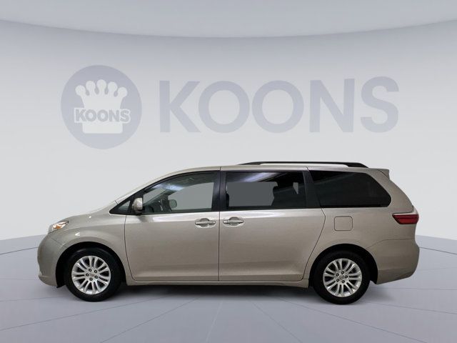 2015 Toyota Sienna XLE