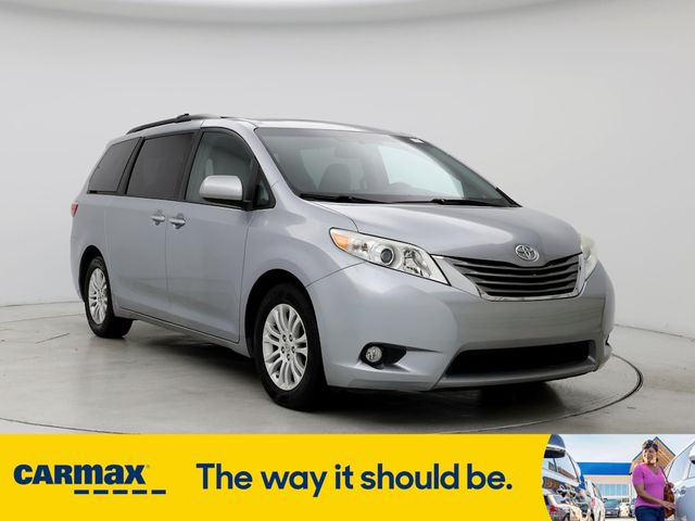 2015 Toyota Sienna XLE