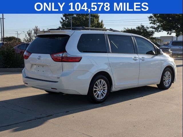 2015 Toyota Sienna XLE