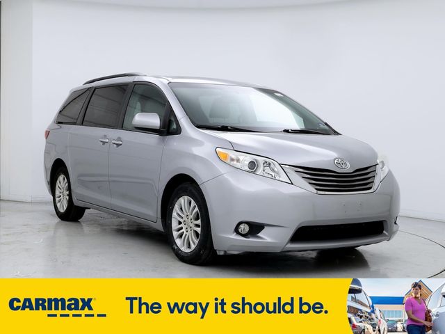 2015 Toyota Sienna XLE