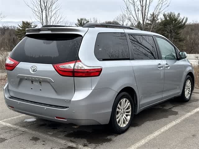 2015 Toyota Sienna XLE