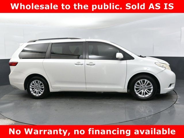 2015 Toyota Sienna XLE