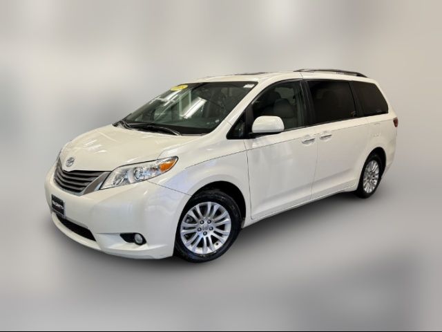 2015 Toyota Sienna XLE