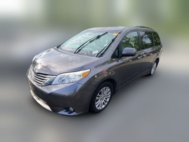 2015 Toyota Sienna XLE