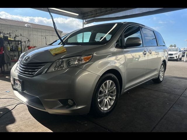 2015 Toyota Sienna XLE