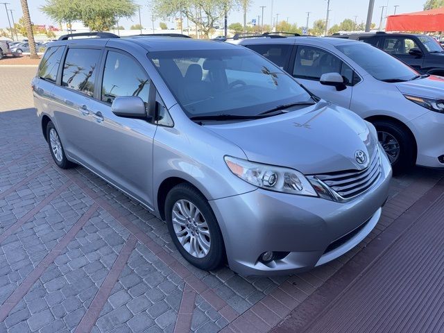 2015 Toyota Sienna XLE