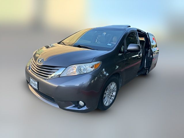 2015 Toyota Sienna XLE