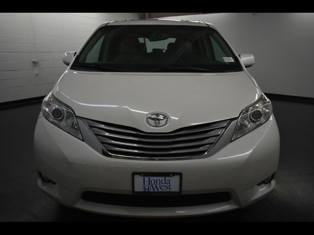 2015 Toyota Sienna XLE