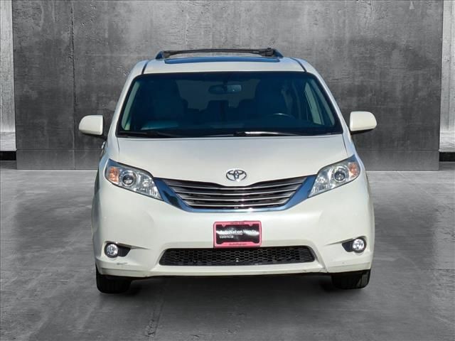 2015 Toyota Sienna XLE