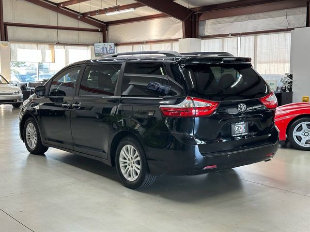 2015 Toyota Sienna XLE