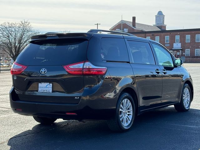 2015 Toyota Sienna XLE